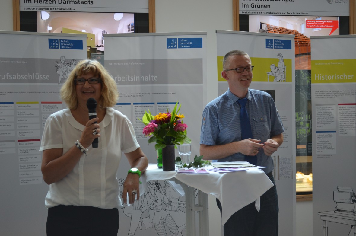 Eröffnungsfeier der Wanderausstellung "Mit Schirm, Charme und Methode"
Foto: Sabine Bugow